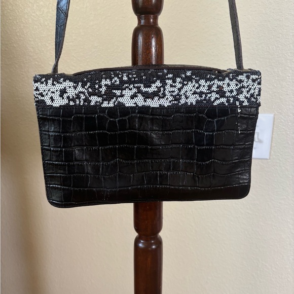 BCBGMaxazria sequin shoulders bag - Picture 3 of 7